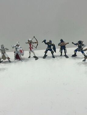 VTG Schleich Medieval Knights & Archers Action Figure Lot of 10